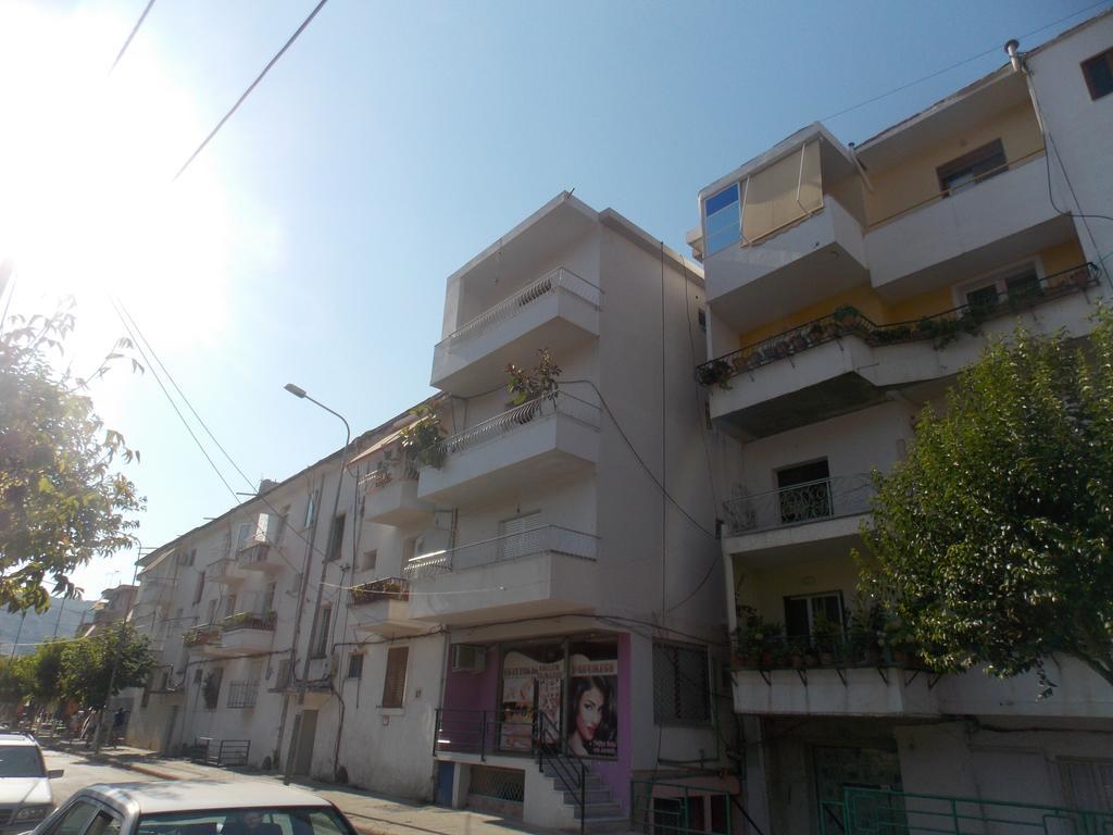 Linda Home Sarandë Exterior foto